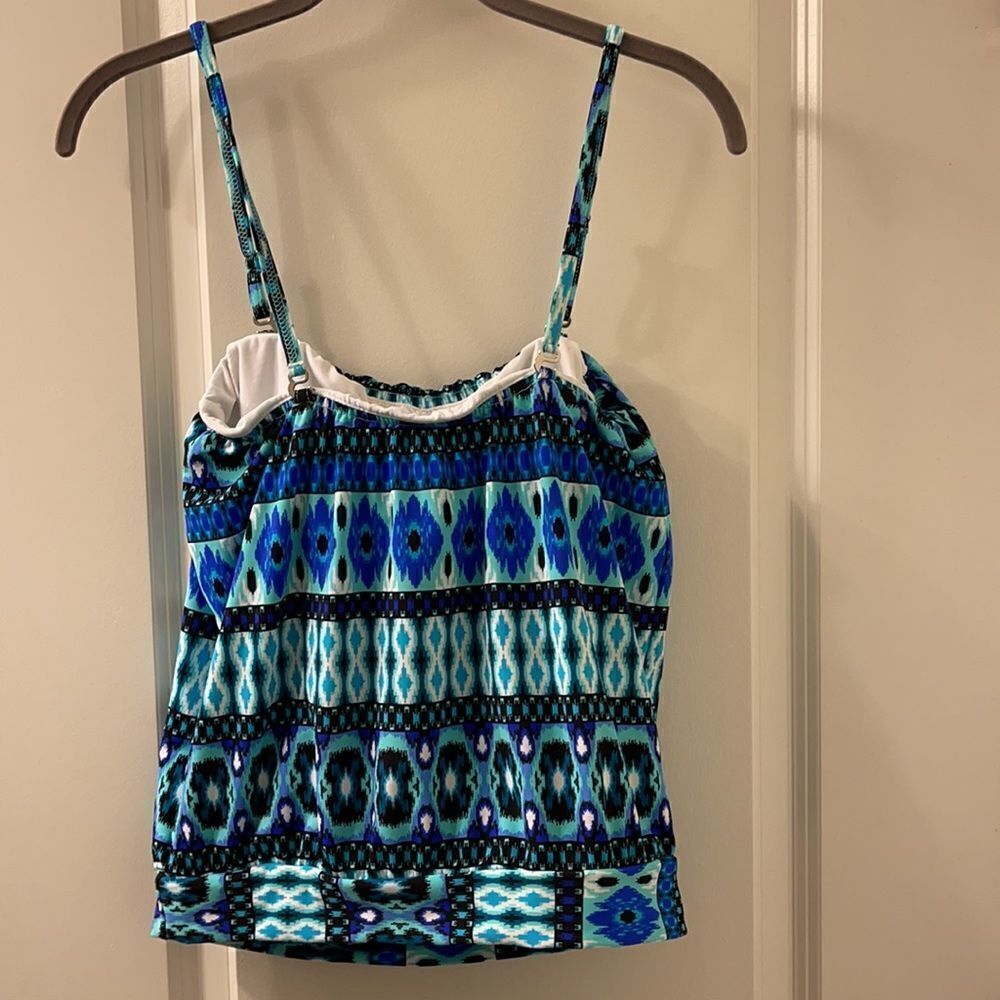 Venus Swimsuit Top Blue Abstract Pattern Size 6 - Picture 2 of 5